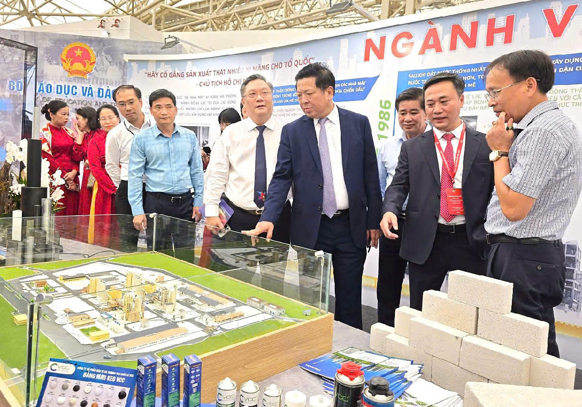 Thông điệp vật liệu xây dựng xanh, bền vững tại Triển lãm thành tựu đất nước